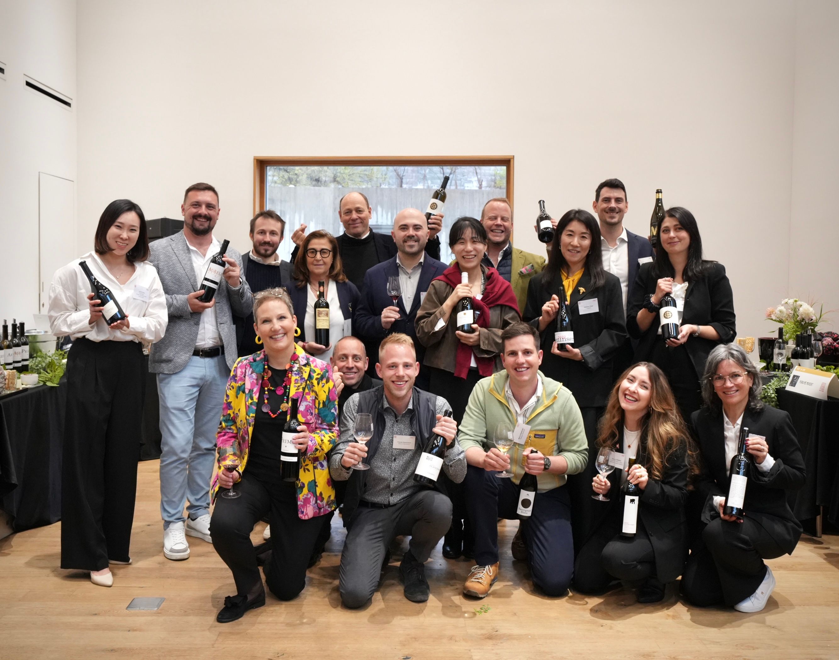 KOREA - Photo Team.JPG